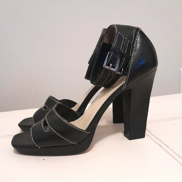Max Studio Ankle Strap Black Heels - Picture 2 of 5